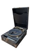 EARLY 20TH CENTURY VINTAGE HMV HIS MASTER'S VOICE PORTABLE GRAMOPHONE