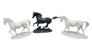 PAMELA DU BOULAY PORCELAIN MODERN HORSES (3)