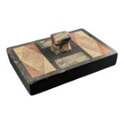 EARLY 20TH CENTURY MARBLE SPECIMEN PAPERWEIGHT