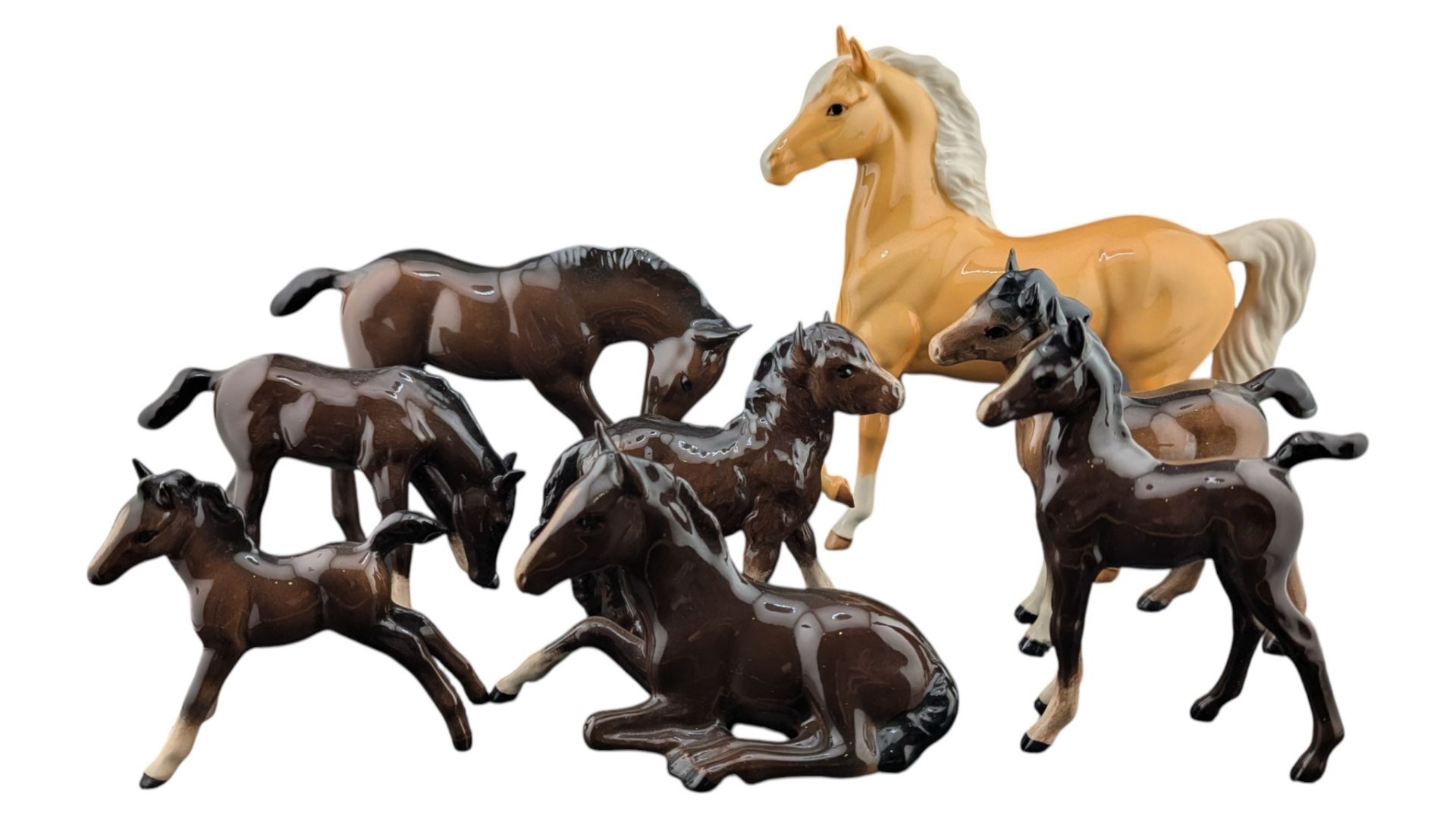 COLLECTION OF LATE 20TH CENTURY BESWICK & ROYAL DOULTON PORCELAIN HORSE FOAL FIGURES
