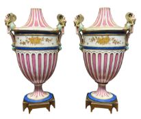 PAIR OF LARGE 18TH CENTURY DERBY PORCELAIN URNS