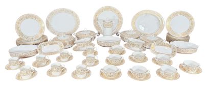 ROYAL WORCESTER - HYDE PARK - ESTENSIVE PART DINNER & COFFEE SERVICE