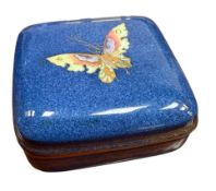 DAISY MEKEIG-JONES X WEDGWOOD - C. 1925 LUSTRE POWDER BLUE BUTTERFLY LIDDED BOX