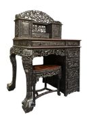 QING DYNASTY CARVED WOODEN DRESSING TABLE & CHAIR 清代 雕刻化妆卓连椅子