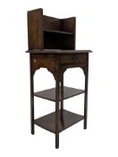 EARLY 20TH CENTURY OAK HALL TABLE