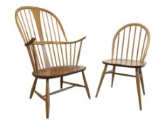 ERCOL FURNITURE - 20TH CENTURY ERCOL DOUBLE COMB BACK WINDSOR CHAIR
