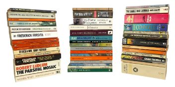 VINTAGE PAPERBACKS - PENGUIN, PAN ETC, TO INC. C. S. FORESTER, WILBUR SMITH, JOHN STEINBECK, ETC.