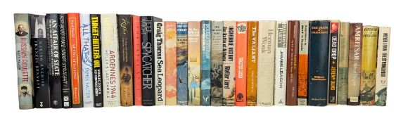 MILITARY & HISTORICAL FICTION - A LARGE COLLECTION OF 20TH/21ST CENTURY BOOKS