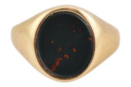 HALLMARKED 9CT GOLD & BLOODSTONE SIGNET RING
