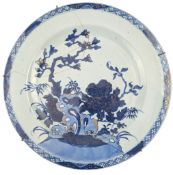 18TH CENTURY CHINESE QING DYNASTY BLUE & WHITE CHARGER 18世纪出口青花盘