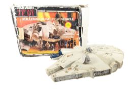 STAR WARS - VINTAGE MILLENNIUM FALCON VEHICLE PLAYSET