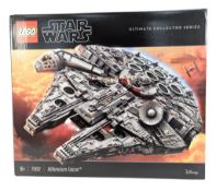 STAR WARS - LEGO UCS MILLENNIUM FALCON 75192 - MISB