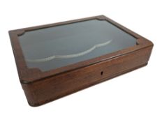 EARLY 20TH CENTURY OAK JEWELLERY DISPLAY CASE