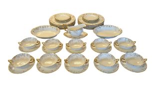 ROYAL CROWN DERBY - MID CENTURY CHINA VINE PATTERNED DINNER SERVICE