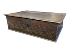 19TH CENTURY OAK LACE BOX