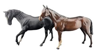 BESWICK & ROYAL DOULTON - TWO LATE 20TH CENTURY VINTAGE PORCELAIN HORSE FIGURES