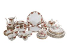 LARGE COLLECTION OF LATE 20TH CENTURY ROYAL ALBERT CHINA TABLEWARE