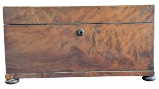 VICTORIAN 19TH CENTURY WALNUT TEA CADDY
