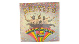 THE BEATLES - 1967 MAGICAL MYSTERY TOUR EP VINYL RECORD