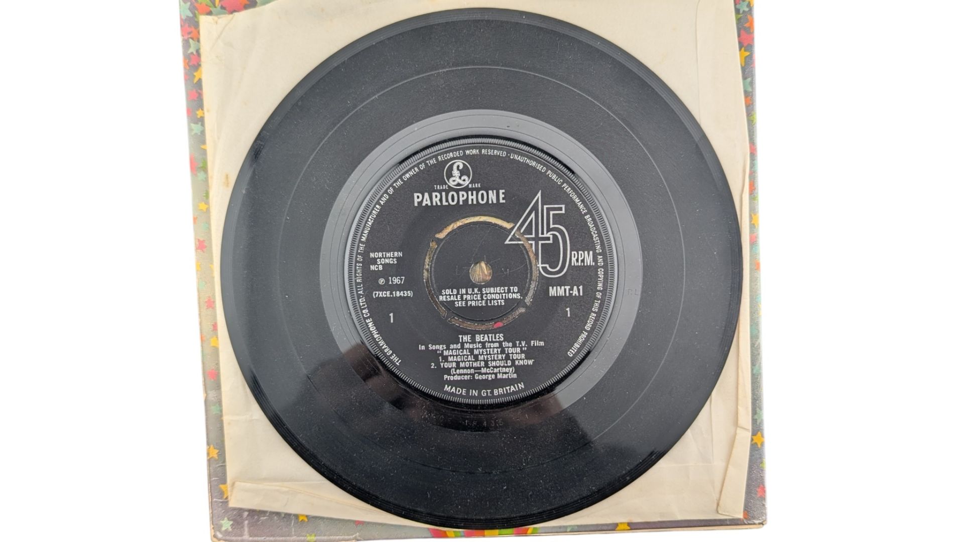 THE BEATLES - 1967 MAGICAL MYSTERY TOUR EP VINYL RECORD - Image 3 of 6