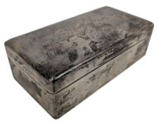 GEORGE V HALLMARKED SILVER WOOD LINED DESK TOP CIGARETTE CASE