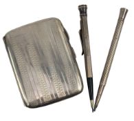 GEORGE V HALLMARKED SILVER CIGARETTE CASE & TWO SILVER PROPELLING PENCILS