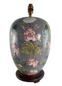 20TH CENTURY VINTAGE CHINESE PORCELAIN 'LOTUS & LILY' VASE LAMP