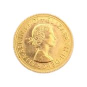 1966 QUEEN ELIZABETH II GOLD SOVEREIGN