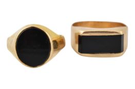 TWO HALLMARKED 9CT GOLD & ONYX SIGNET RINGS