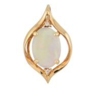14CT GOLD OPAL & DIAMOND NECKLACE PENDANT