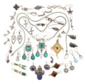 COLLECTION OF SILVER & WHITE METAL JEWELLERY