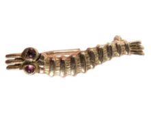 CATERPILLAR CLUB - 18CT GOLD CATERPILLAR CLUB PIN BADGE