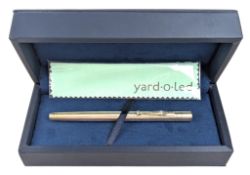 YARD 0 LED - VICEROY PLAIN - CASED HALLMARKED 925 SILVER FOUNTAIN PEN