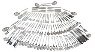 CASED 20TH CENTURY GERMAN CONTINENTAL 800 SILVER CANTEEN OF CUTLERY BY BSF