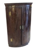 18TH CENTURY GEORGE III MAHOGANY BOW FRONT HANGING CABINET