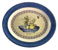 WEDGEWOOD - SARAH'S GARDEN - A 20TH CENTURY CERAMIC CHARGER / PLATTER