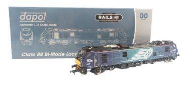 MODEL RAILWAY - DAPOL OO GAUGE CLASS 88 ELECTRA