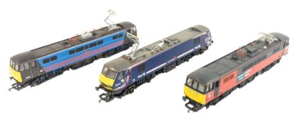 MODEL RAILWAY - X3 HORNBY OO GAUGE MODEL RAILWAY LOCOMOTIVES