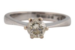 HALLMARKED 18CT WHITE GOLD & DIAMOND SOLITAIRE RING