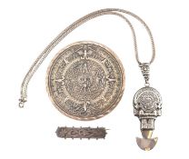 ASSORTMENT OF 925 SILVER JEWELLERY INCLUDING MEXICAN EXAMPLES