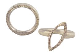 SARA PREISLER TWO CONTEMPORARY HALLMARKED SILVER RINGS