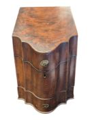 19TH CENTURY GEORGE III WALNUT INLAID KNIFE BOX