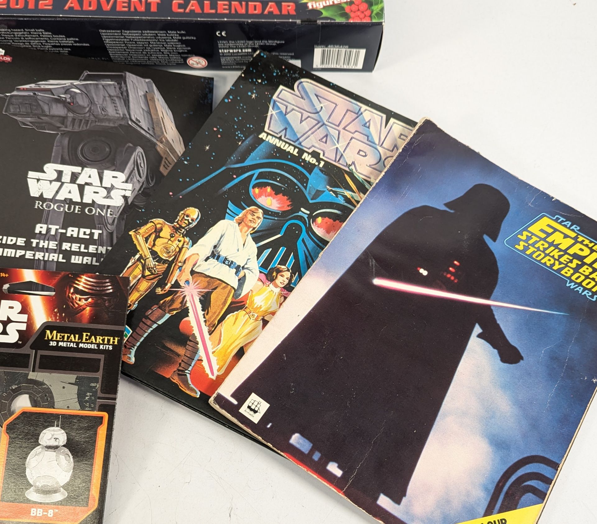 STAR WARS - COLLECTION OF MEMORABILIA - Image 4 of 9