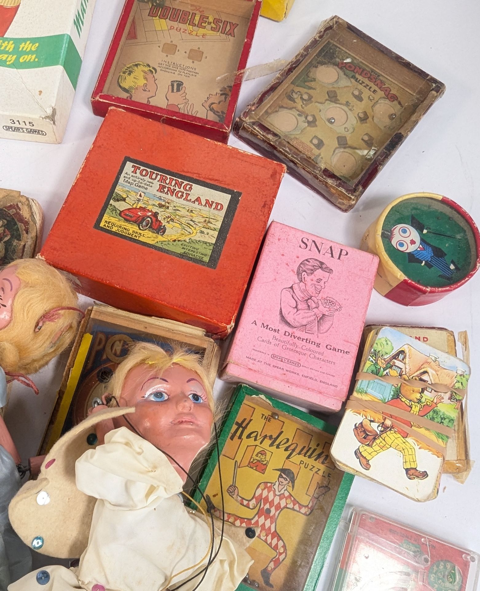 COLLECTION OF ASSORTED ANTIQUE TOYS & GAMES - Bild 6 aus 9