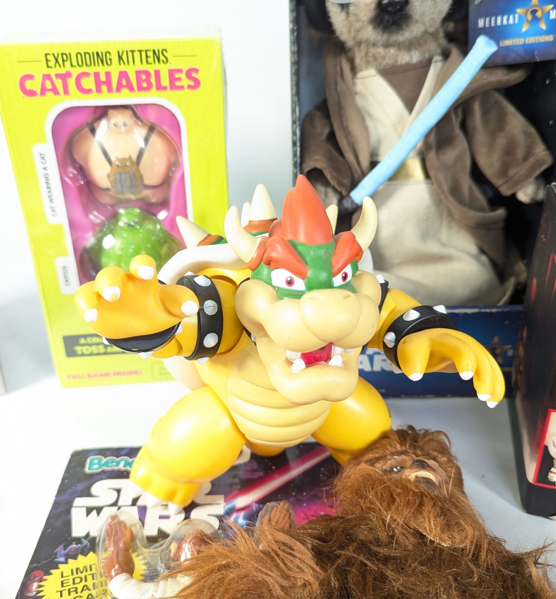 RETRO TOYS - COLLECTION OF VINTAGE FIGURES TOYS & GAMES - Image 9 of 9