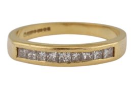 HALLMARKED 18CT GOLD & DIAMOND HALF HOOP RING