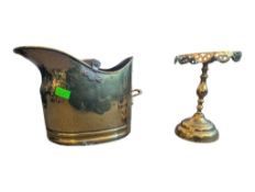VICTORIAN 19TH CENTURY BRASS COAL BUCKET WITH TRIVET STAND
