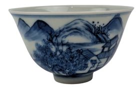 CHINESE BLUE & WHITE LANDSCAPE TEACUP 乾隆款 青花山水茶杯