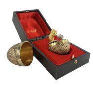 STUART DEVLIN SILVER GILT 1978 SURPRISE EGG WITH FROG AND SPLASH