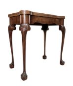 19TH CENTURY MAHOGANY FOLD OUT CARD GAMES TABLE